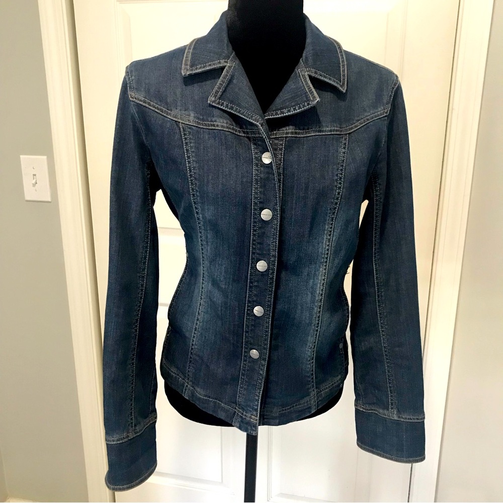Coldwater Creek Classic Denim Jean Jacket. Size 10
